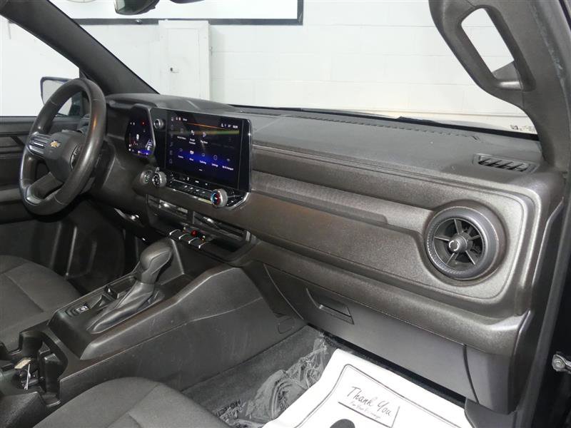 Used 2024 Chevrolet Colorado W/T image 21
