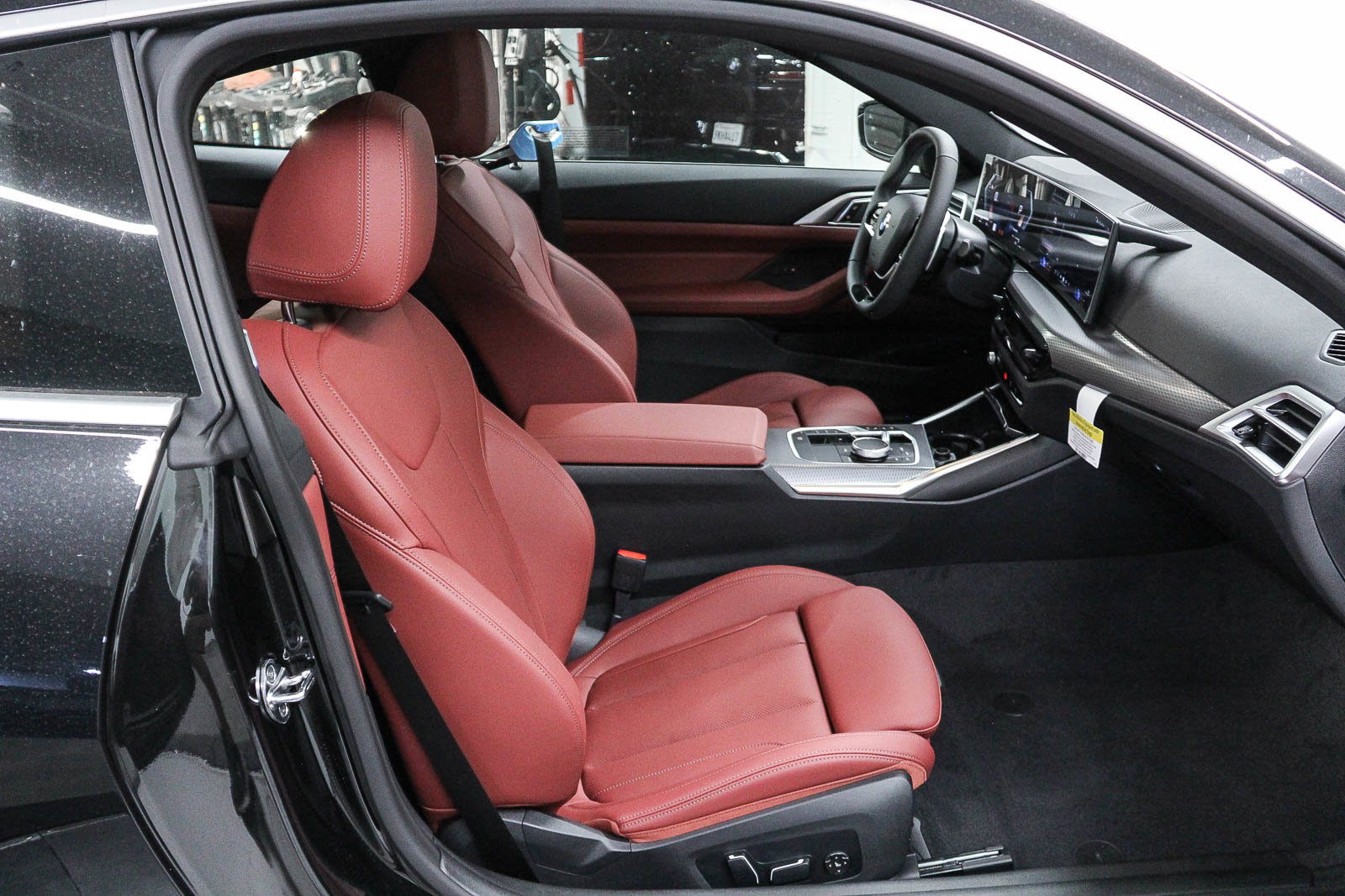 New 2026 BMW 430i Coupe w/ Parking Assistance Package RWD image 18