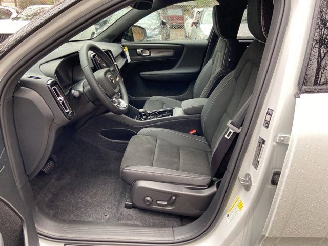 New 2026 Volvo EX40 Plus w/ Climate Package image 11