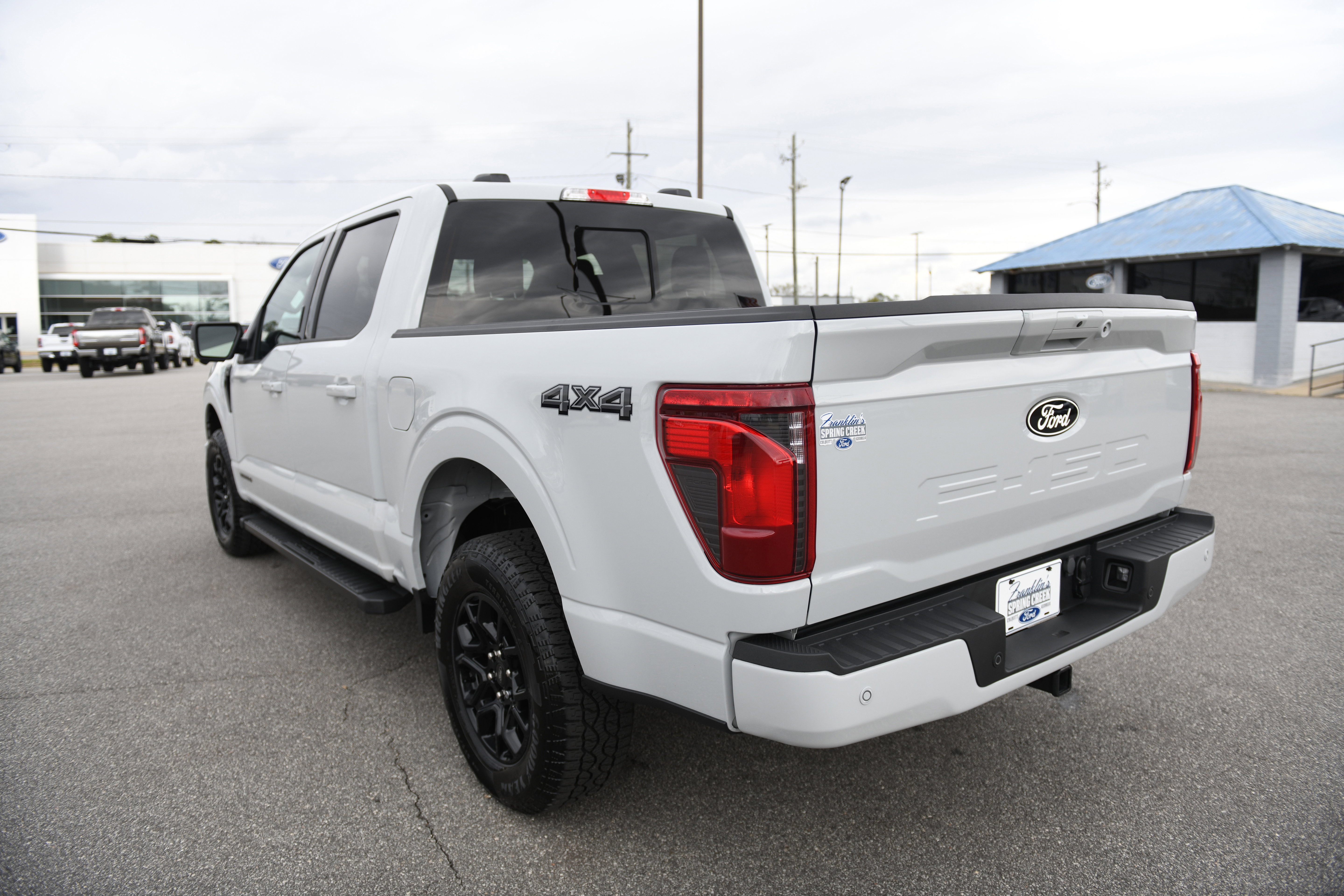 Used 2024 Ford F150 XLT w/ Equipment Group 302A MID image 11