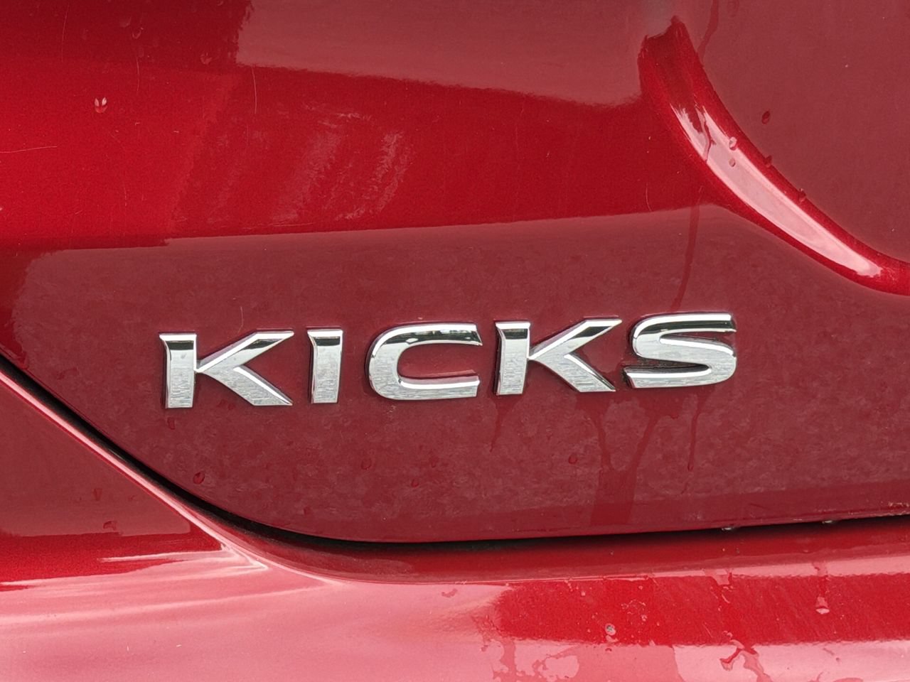 Used 2024 Nissan Kicks SR FWD image 30