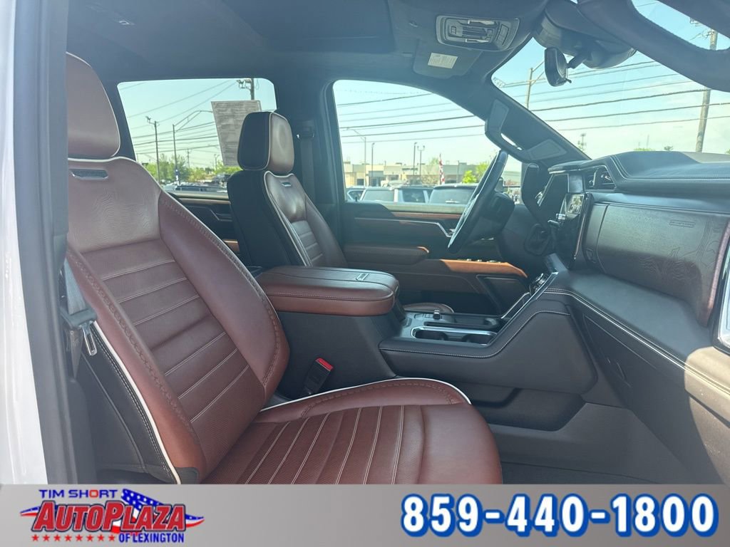 Used 2025 GMC Sierra 2500 Denali Ultimate AWD/4WD image 27