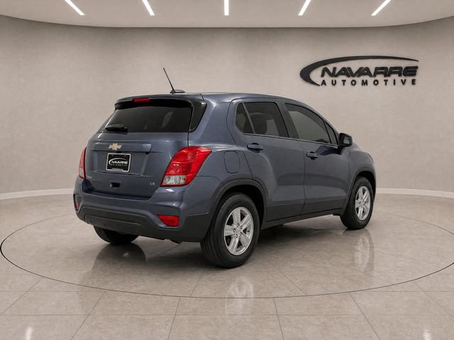 Used 2022 Chevrolet Trax LS w/ Tint and Cruise Package AWD/4WD image 7