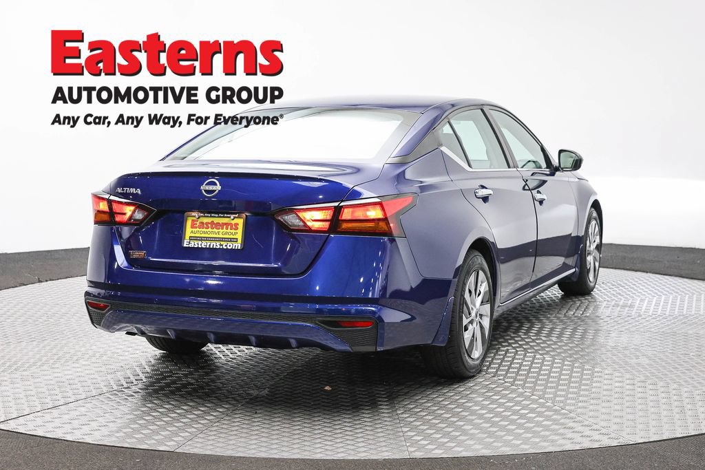 Used 2024 Nissan Altima 2.5 S FWD image 5