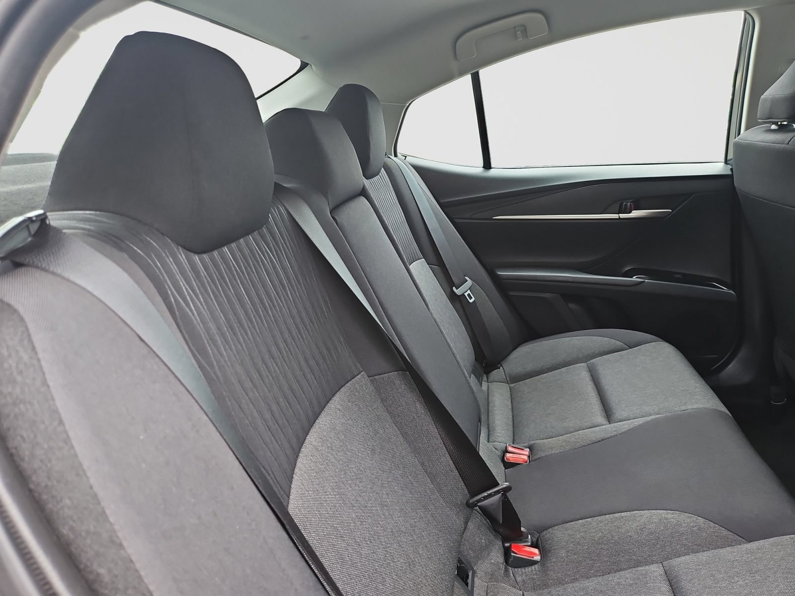 Used 2025 Toyota Camry LE FWD image 45