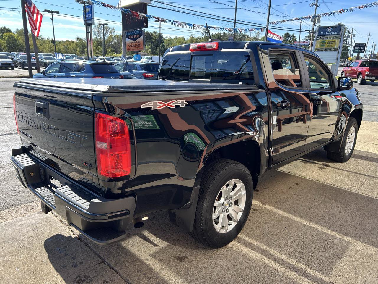 Used 2021 Chevrolet Colorado LT w/ LT Convenience Package AWD/4WD image 6