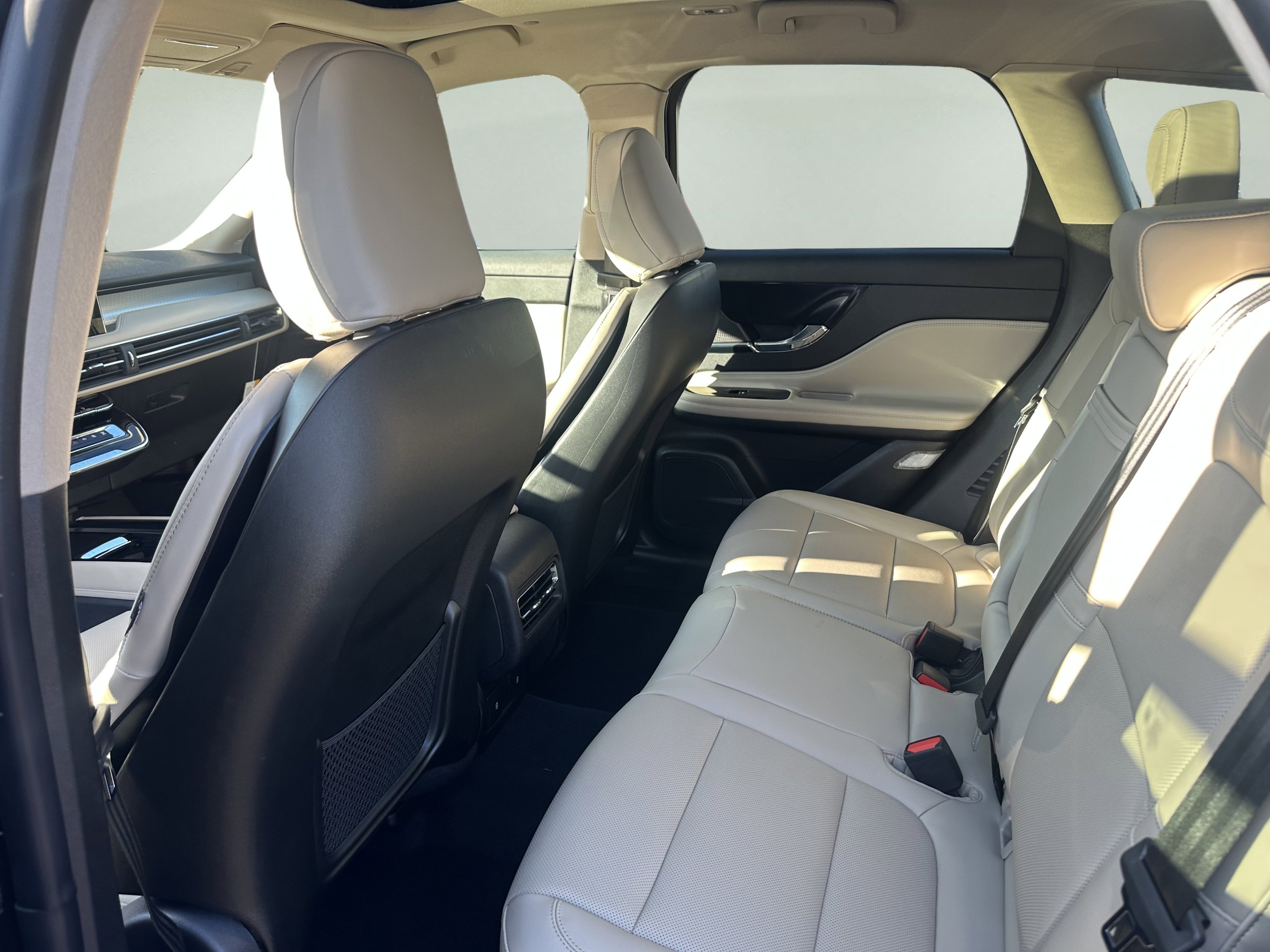 New 2026 Lincoln Corsair Premiere image 10