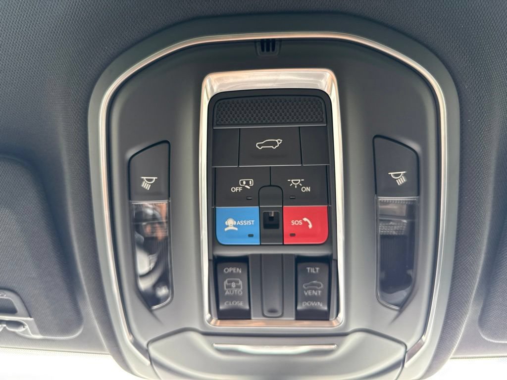 New 2026 Jeep Grand Cherokee L 4WD image 40