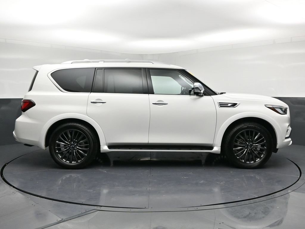Used 2022 INFINITI QX80 Sensory w/ All-Season Package image 35