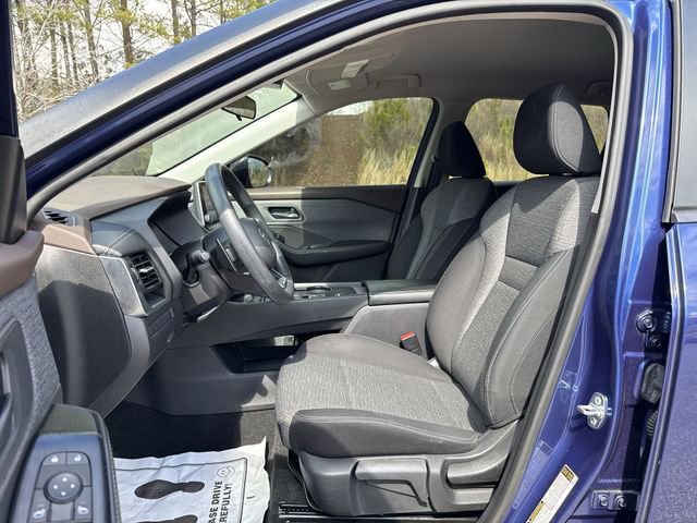 Used 2021 Nissan Rogue S image 13