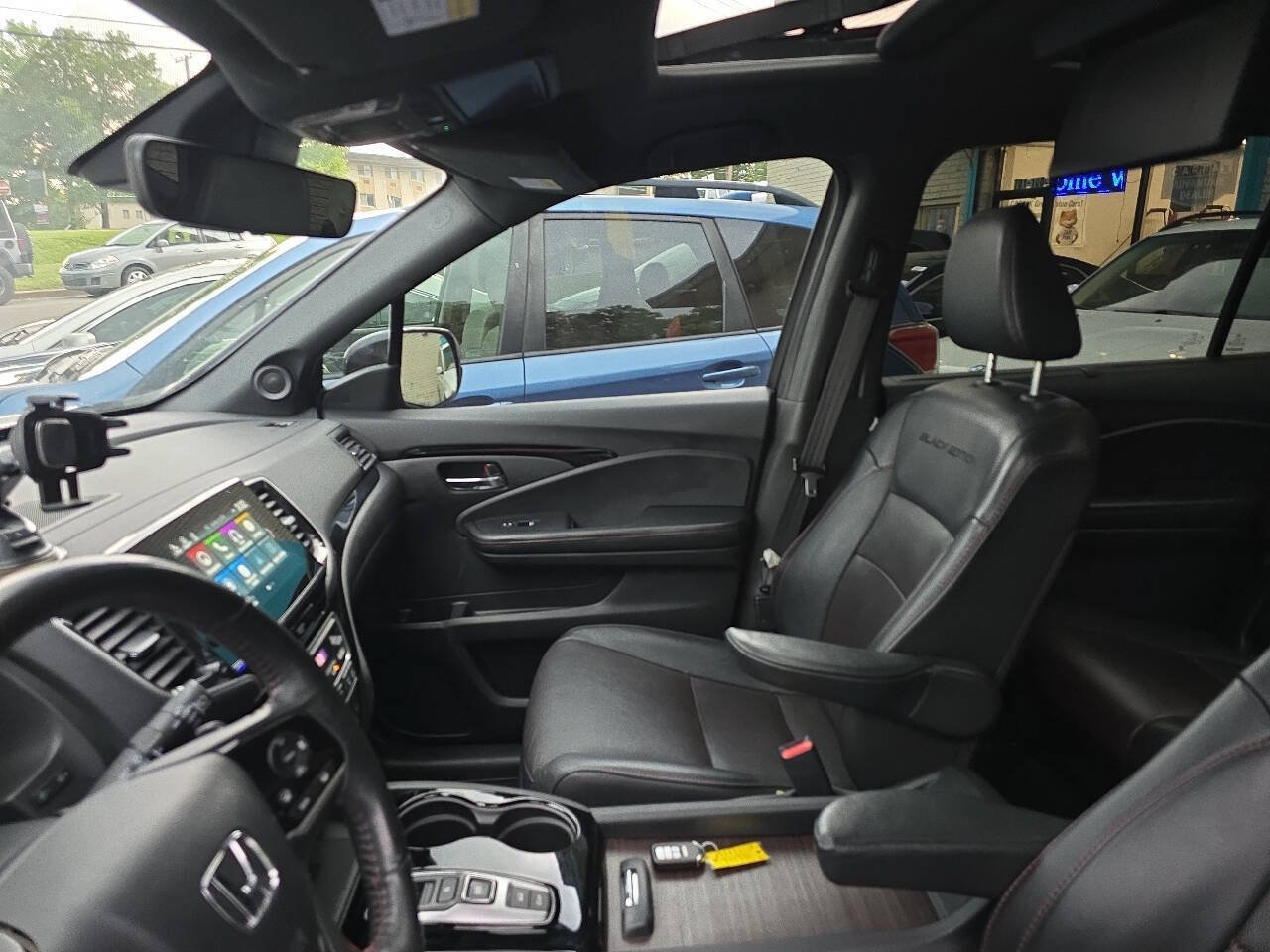Used 2020 Honda Pilot Black Edition image 18