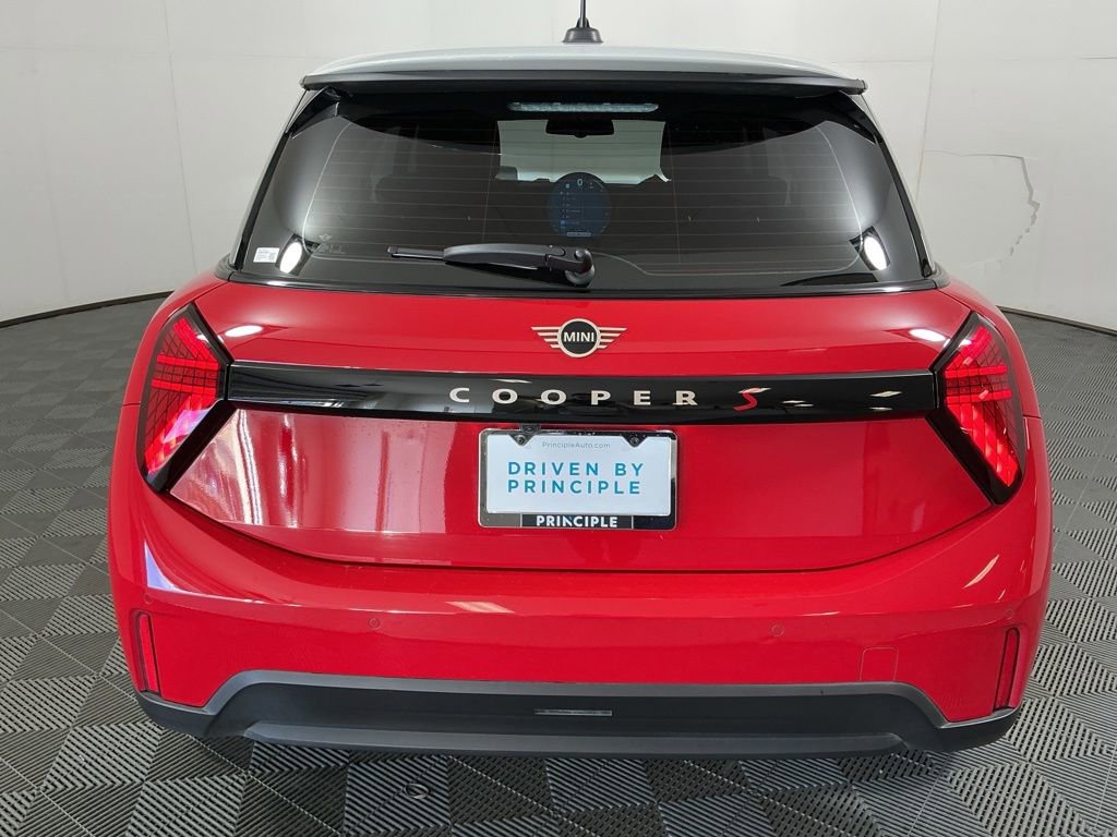 Certified 2025 MINI Cooper S image 6