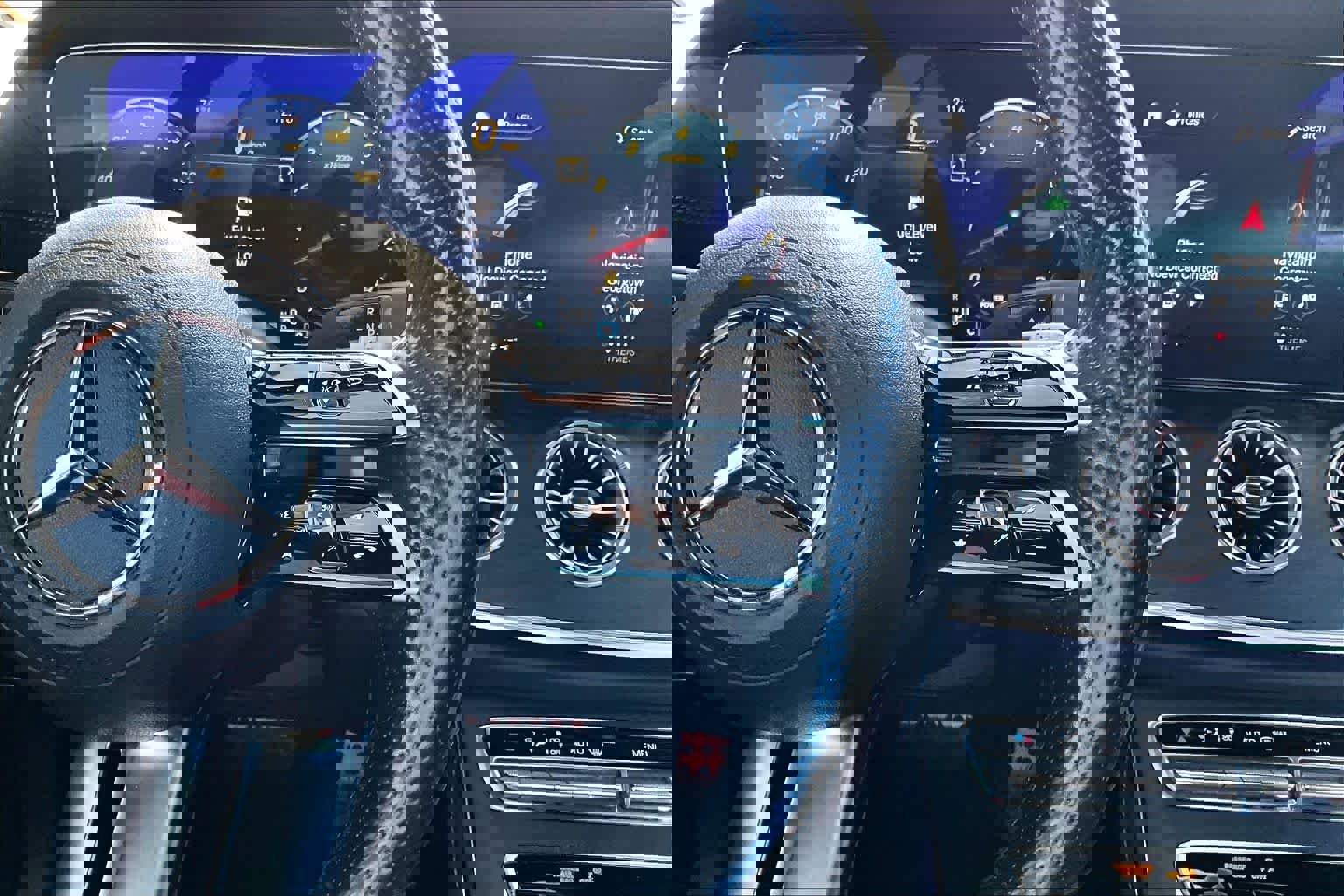 Used 2022 Mercedes-Benz E 450 Coupe image 24