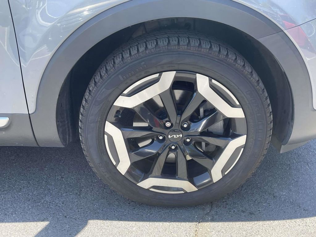 Used 2023 Kia Telluride EX w/ EX Captain's Chair Package FWD image 29