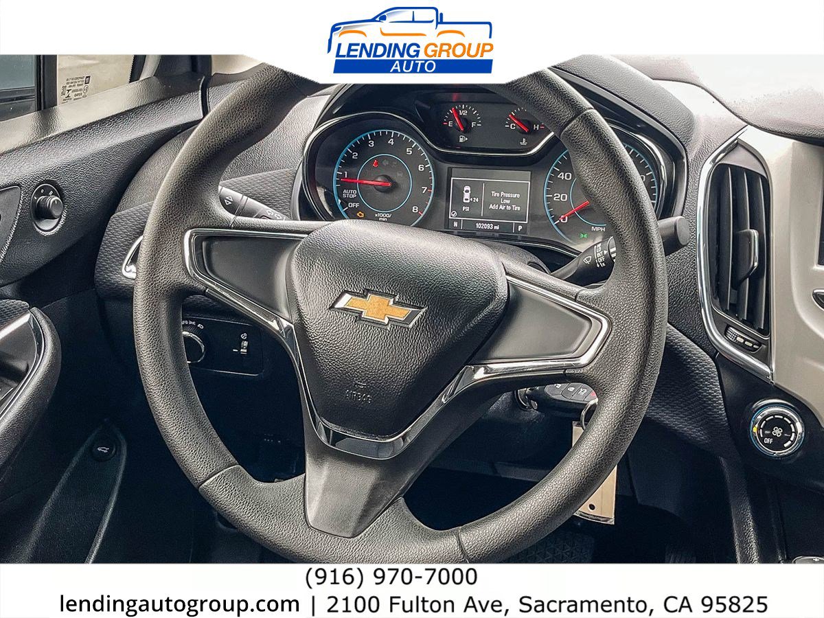 Used 2018 Chevrolet Cruze LS FWD image 14