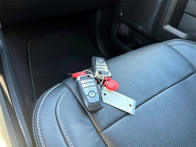 Used 2019 Ford F250 Lariat w/ Lariat Ultimate Package image 28