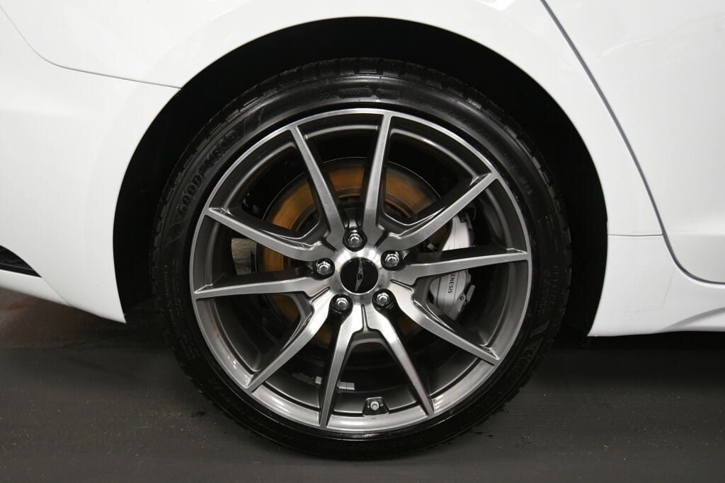 Used 2025 Genesis G70 2.5T AWD/4WD image 31
