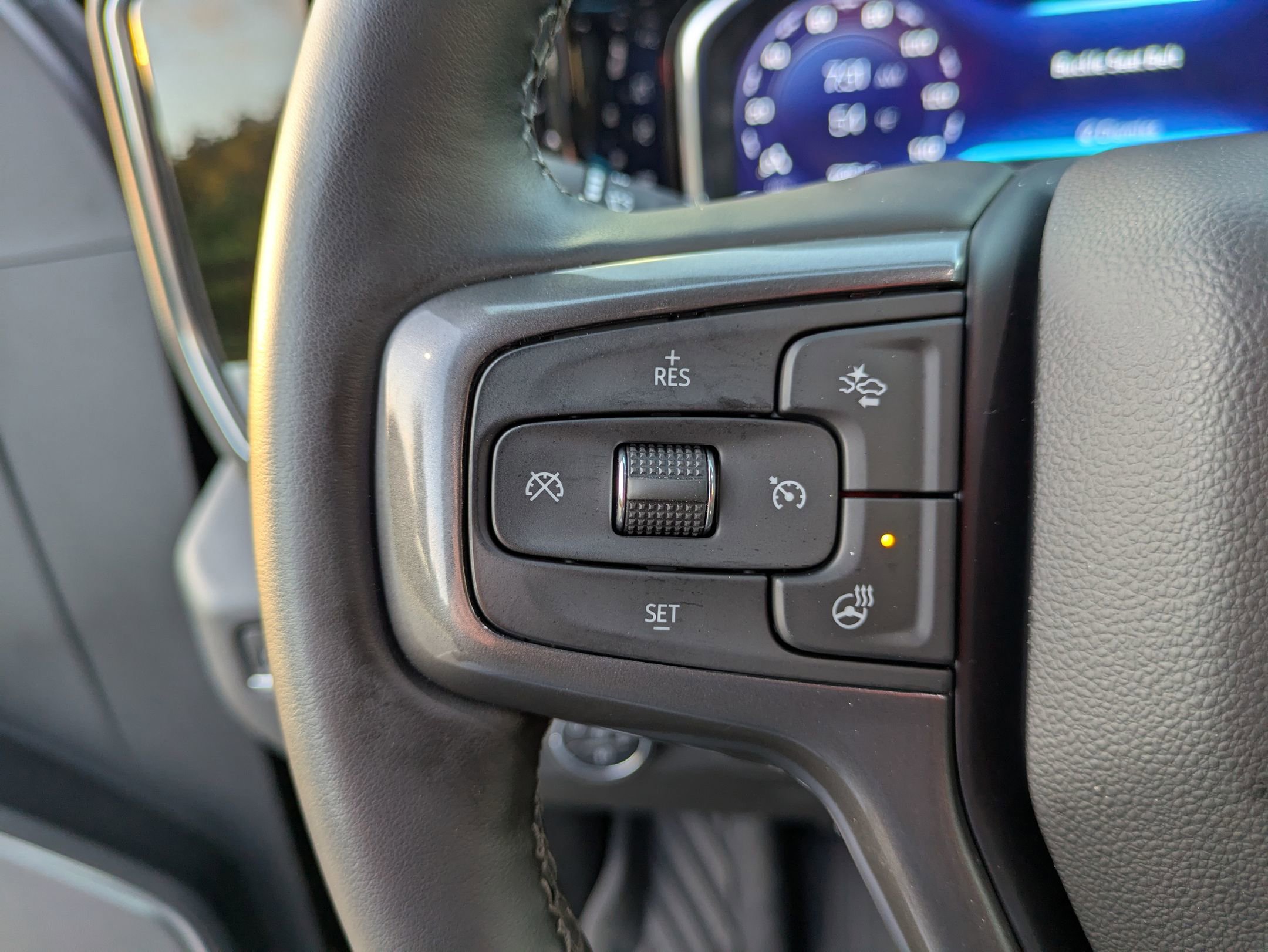 Used 2025 Chevrolet Silverado 2500 High Country w/ Technology Package image 19