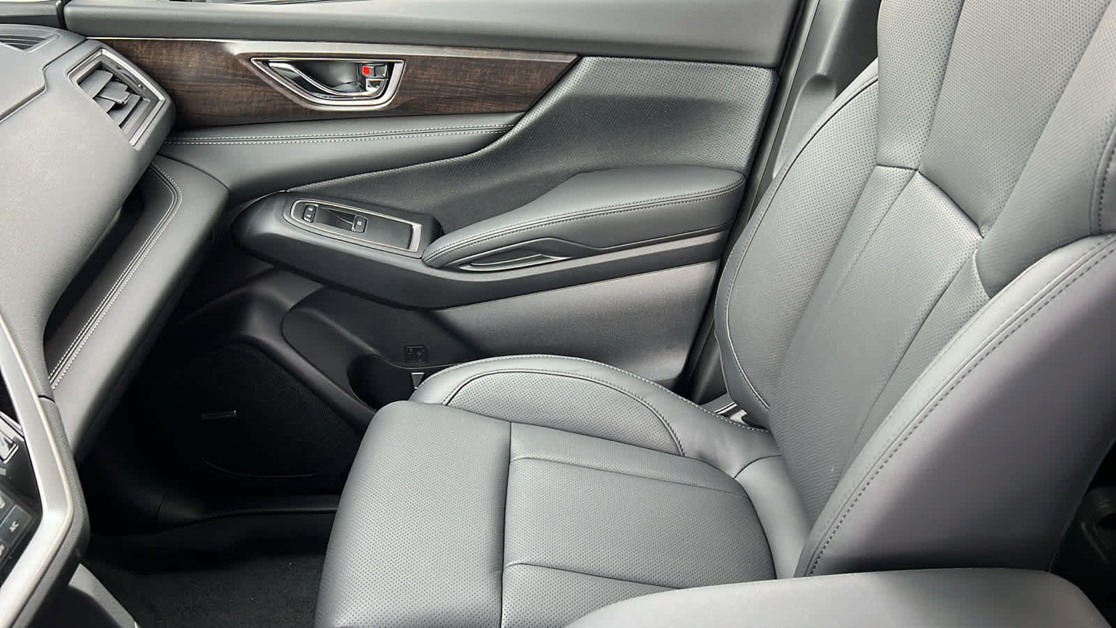 New 2026 Subaru Ascent Touring AWD/4WD image 12