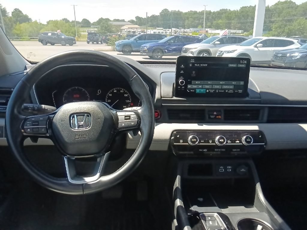 Used 2025 Honda Pilot EX-L image 25