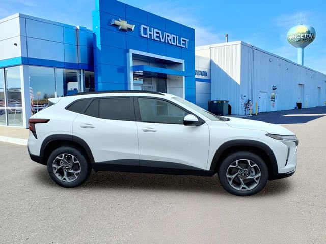 New 2026 Chevrolet Trax LT w/ Driver Confidence Package image 2