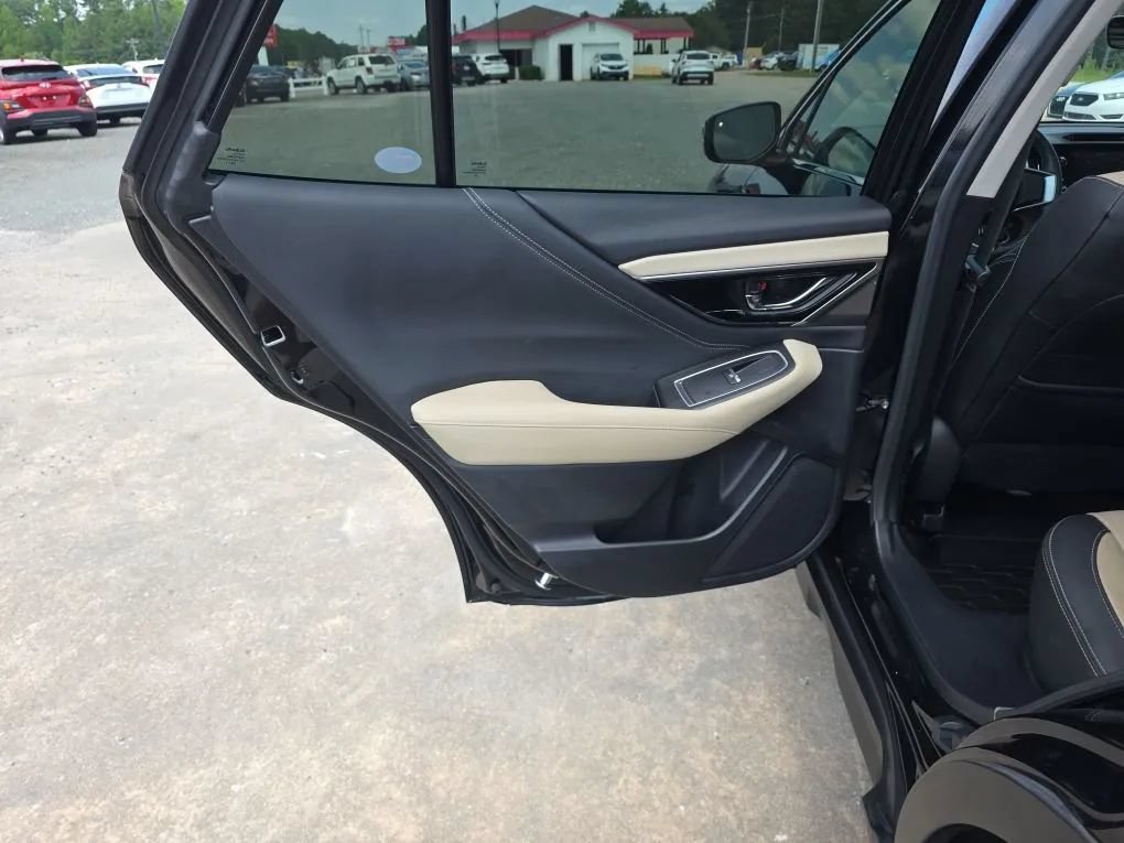 Used 2020 Subaru Outback Limited w/ Popular Package #2 AWD/4WD image 46