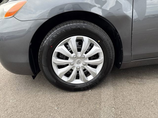 Used 2008 Toyota Camry LE FWD image 25
