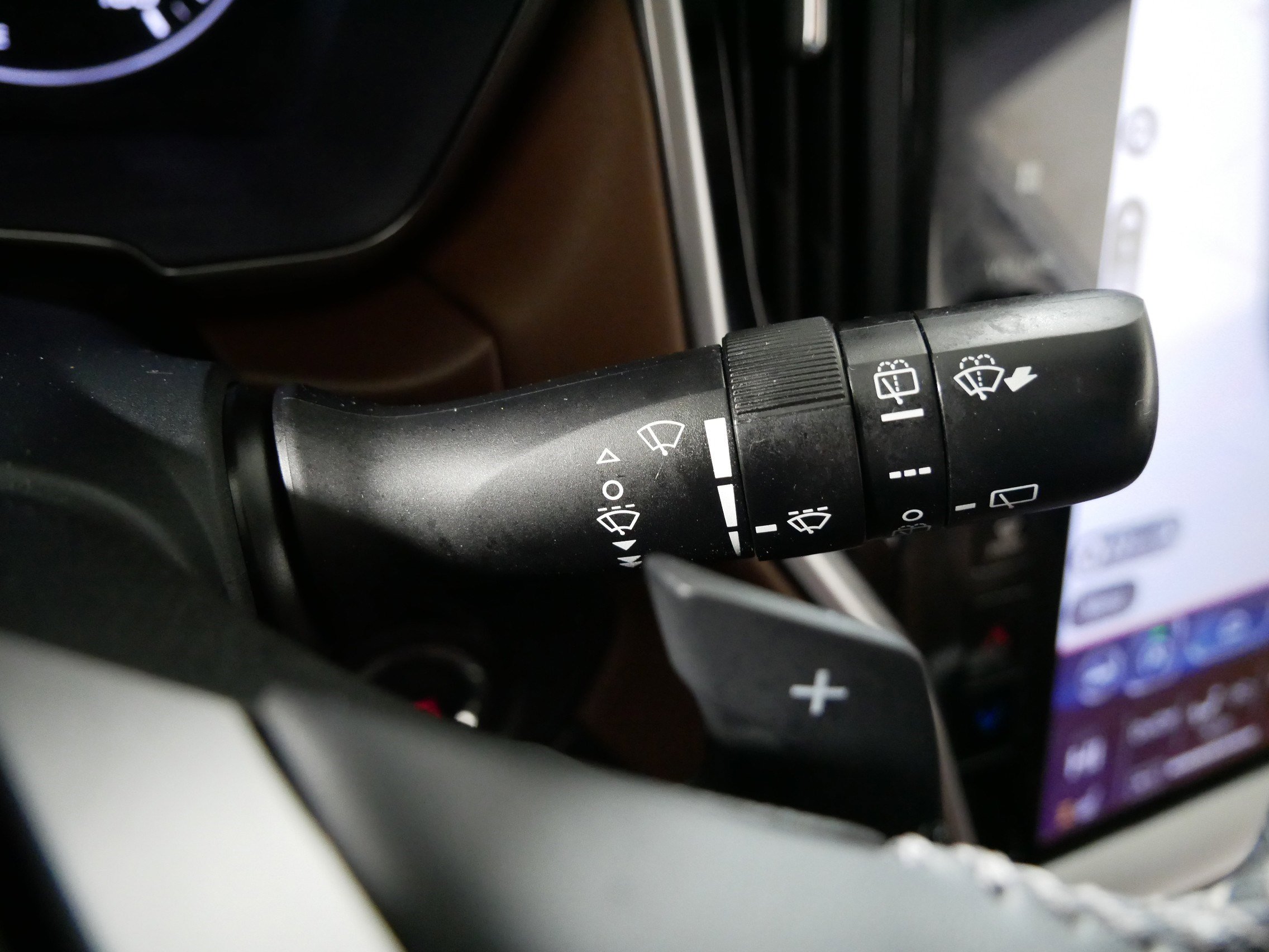 Used 2022 Subaru Outback Touring XT w/ Tech Package 3 image 32