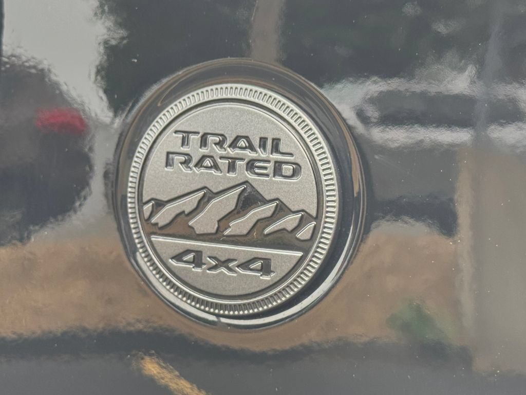 Used 2024 Jeep Wrangler Sport AWD/4WD image 26