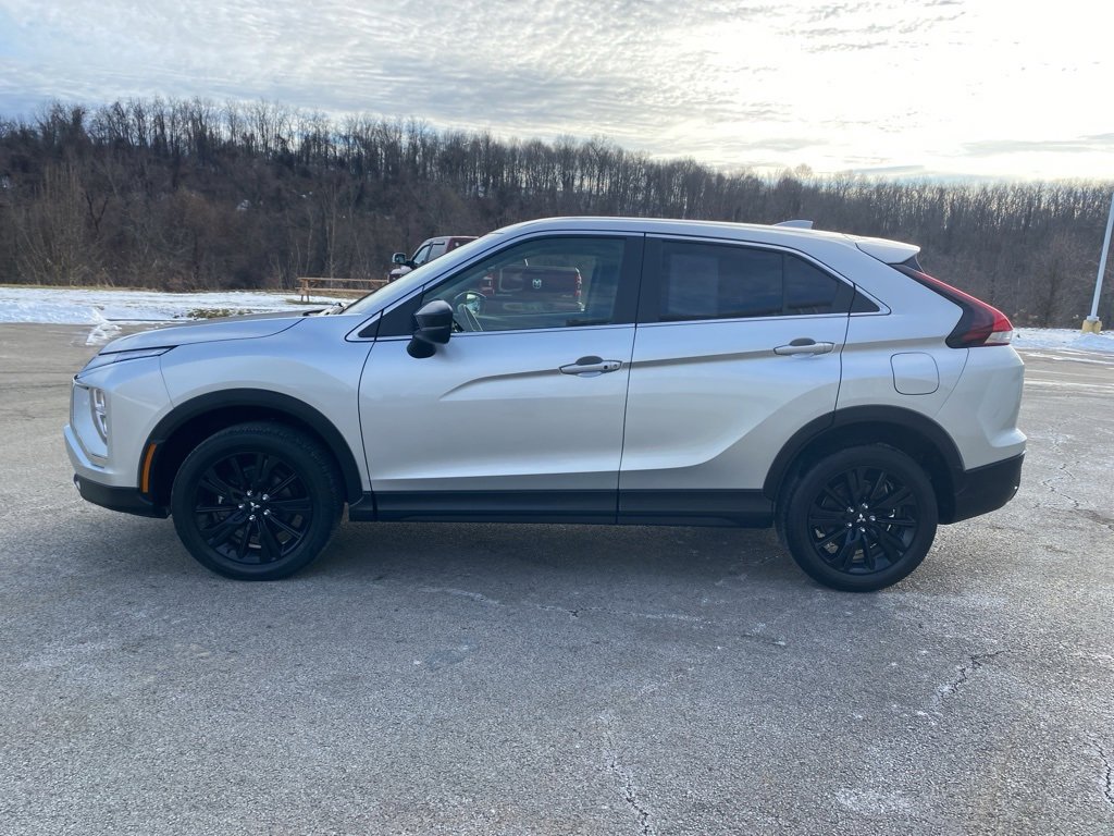 Used 2024 Mitsubishi Eclipse Cross LE image 6