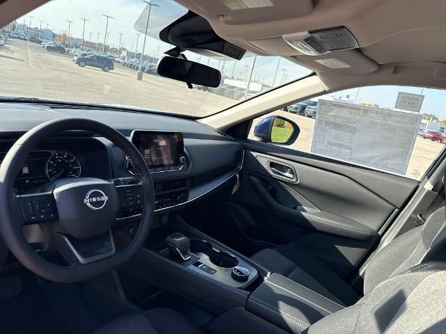 New 2027 Nissan Rogue SV w/ Cold Weather Package AWD/4WD image 10