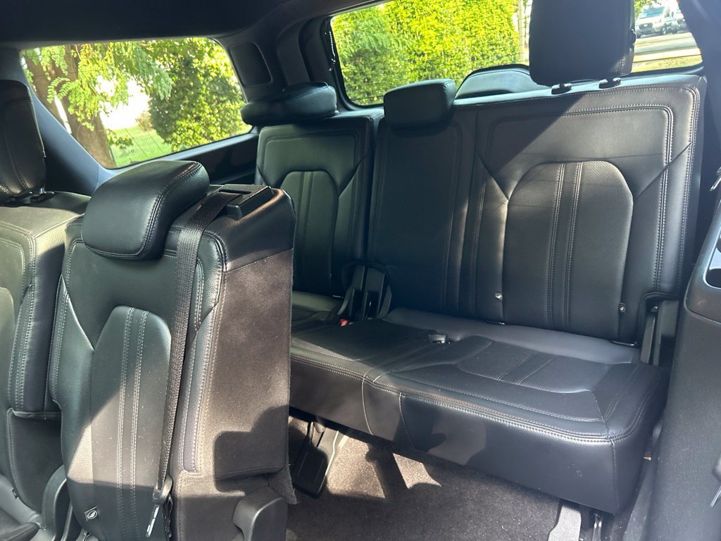 Used 2019 Ford Expedition Limited AWD/4WD image 28