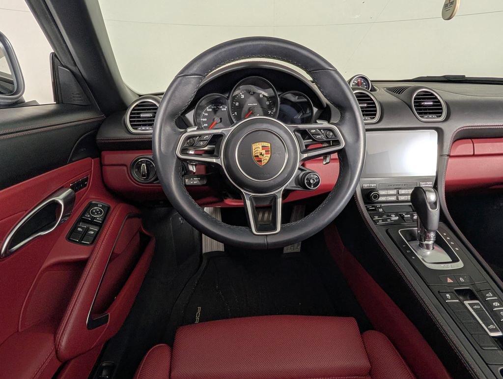Certified 2024 Porsche 718 Boxster RWD image 19