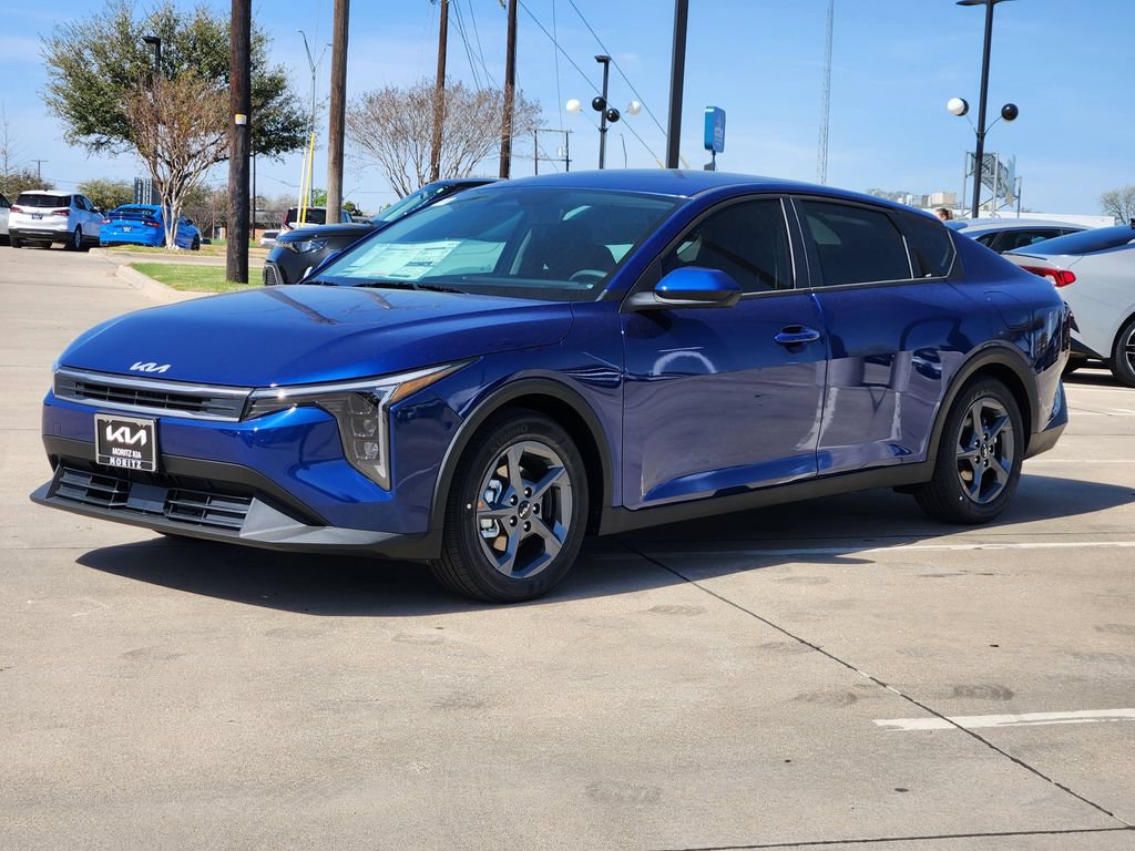 New 2026 Kia K4 FWD image 2