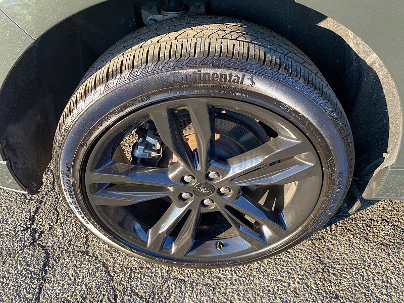 Certified 2022 Ford Edge ST w/ Equipment Group 401A image 15