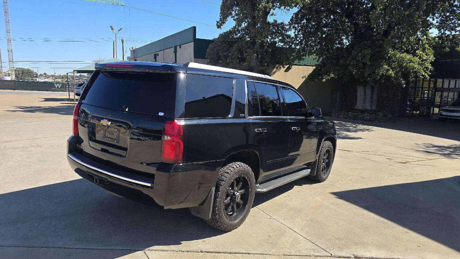 Used 2015 Chevrolet Tahoe LTZ AWD/4WD image 4