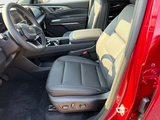 New 2027 Chevrolet Traverse LT w/ Driver Confidence Package FWD image 20