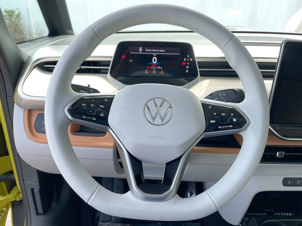 New 2025 Volkswagen ID. Buzz Pro S Plus image 41