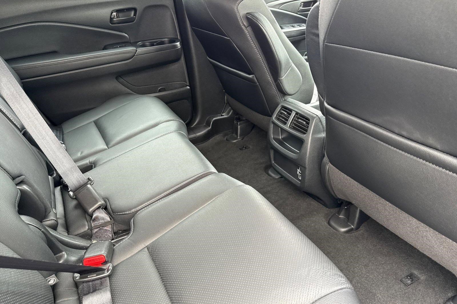 Certified 2022 Honda Passport EX-L image 29