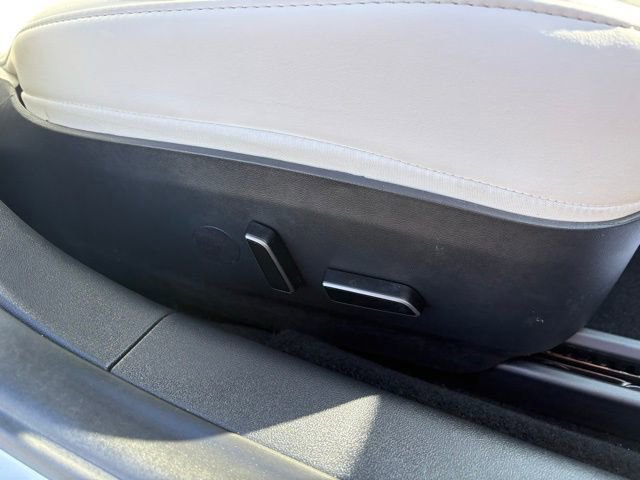 Used 2023 Tesla Model 3 Performance AWD/4WD image 25