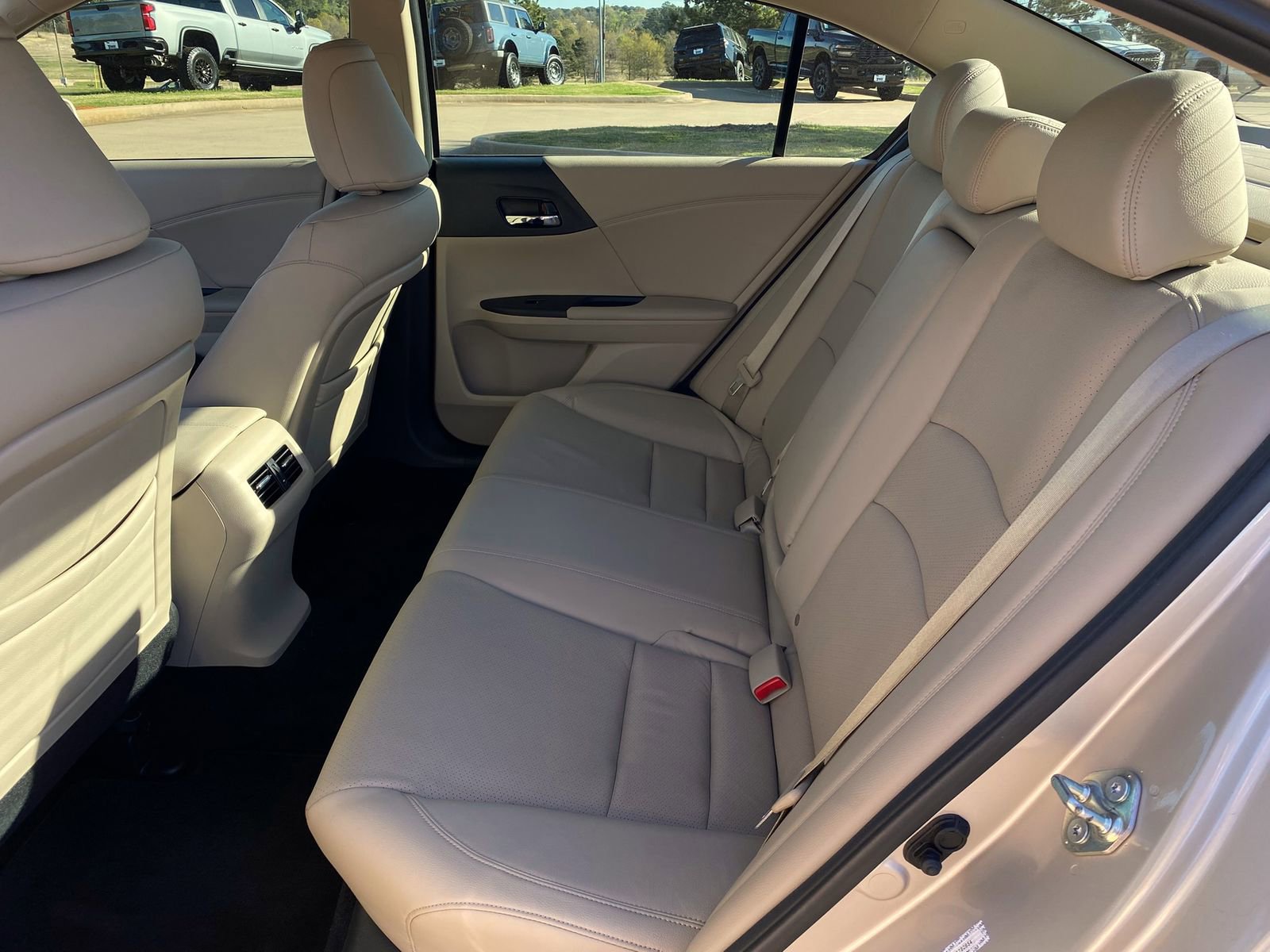 Used 2014 Honda Accord EX-L image 29