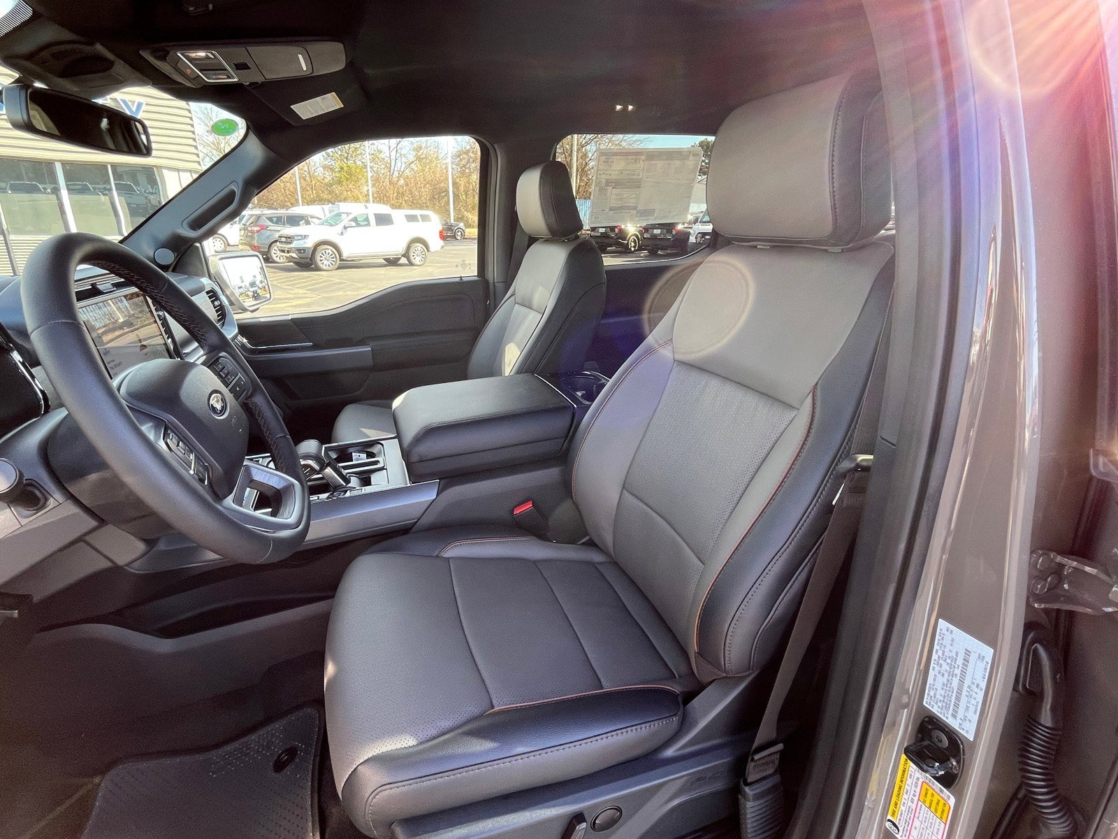 New 2026 Ford F150 Lariat w/ Equipment Group 501A Mid image 26