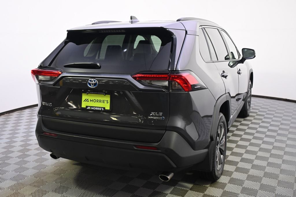 Used 2023 Toyota RAV4 XLE Premium image 6