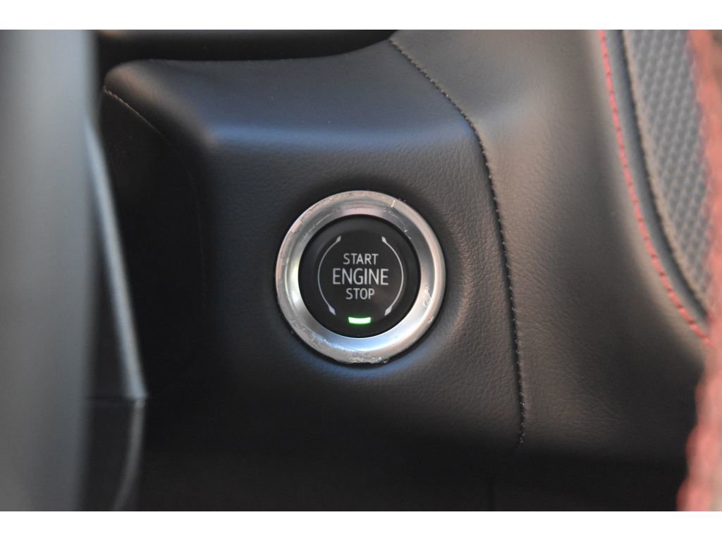 Used 2022 Chevrolet Suburban RST w/ Luxury Package image 36