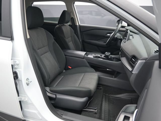 Used 2025 Nissan Rogue SV image 27