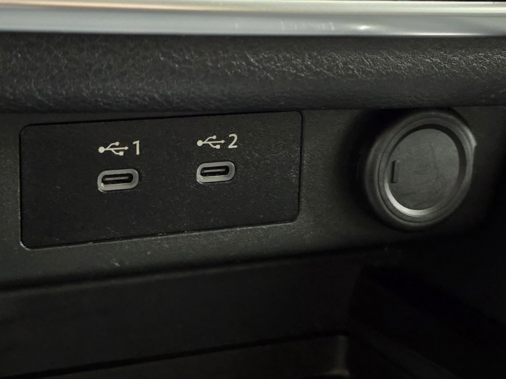 Used 2024 Nissan Rogue SV image 26