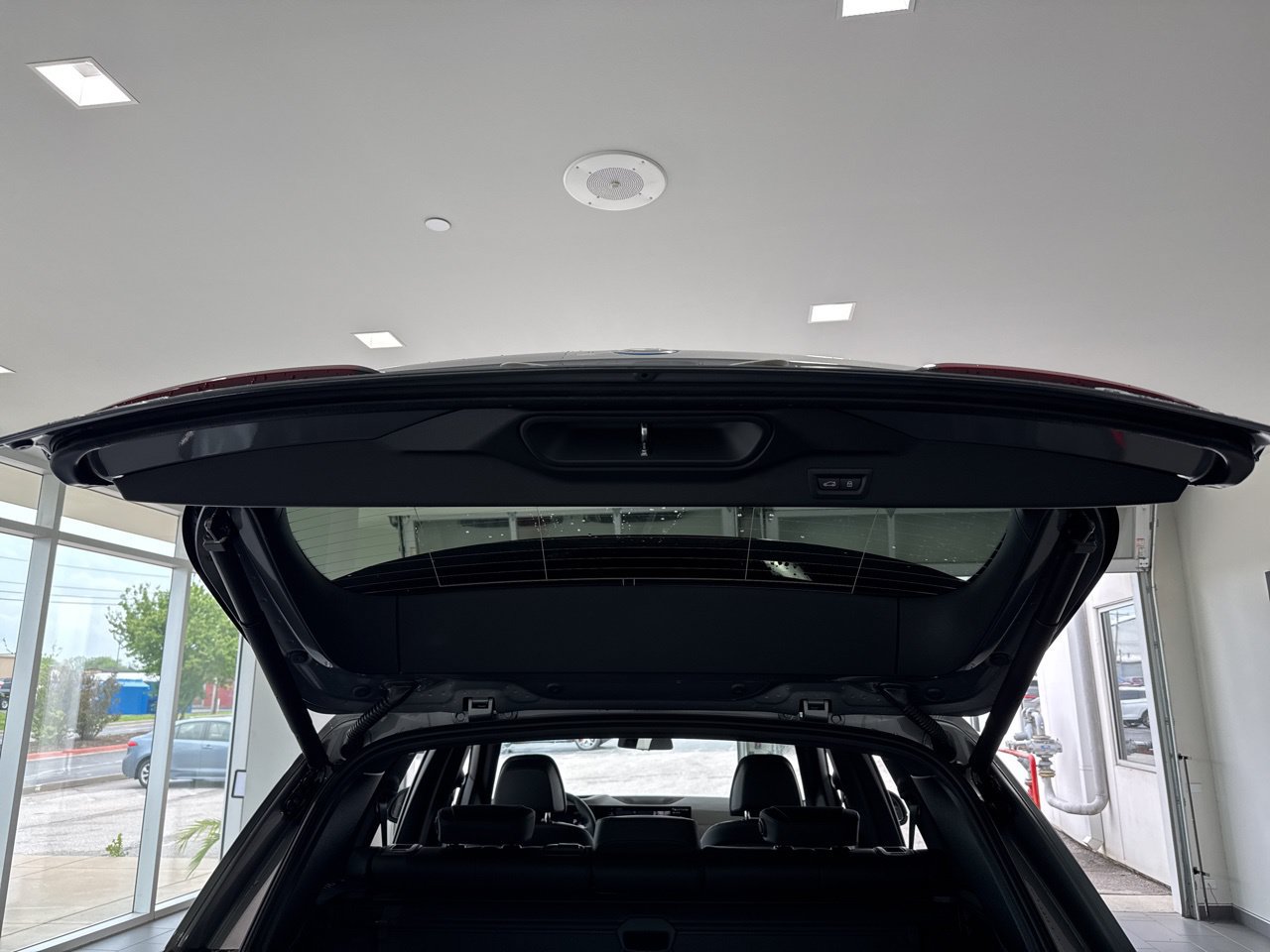 New 2026 BMW X5 xDrive50e w/ Executive Package AWD/4WD image 10