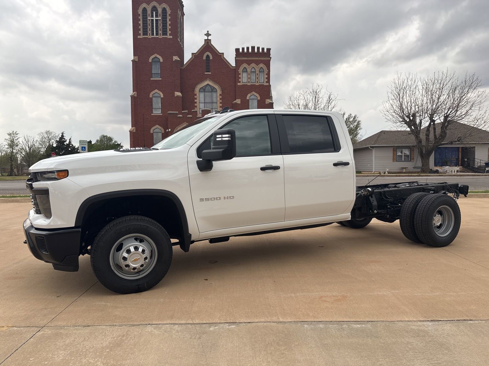 New 2026 Chevrolet Silverado 3500 W/T image 2