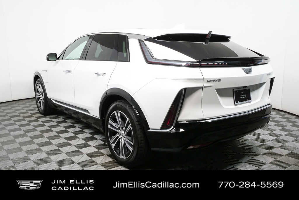 Used 2024 Cadillac Lyriq Luxury w/ Nappa Leather Package AWD/4WD image 31