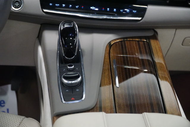 Certified 2022 Cadillac Escalade Sport Platinum AWD/4WD image 15